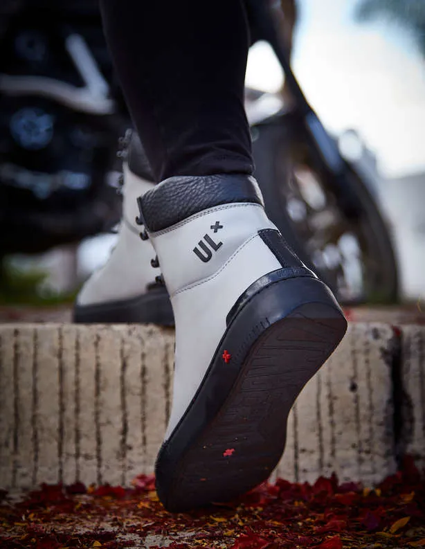 Figg Sneakers
