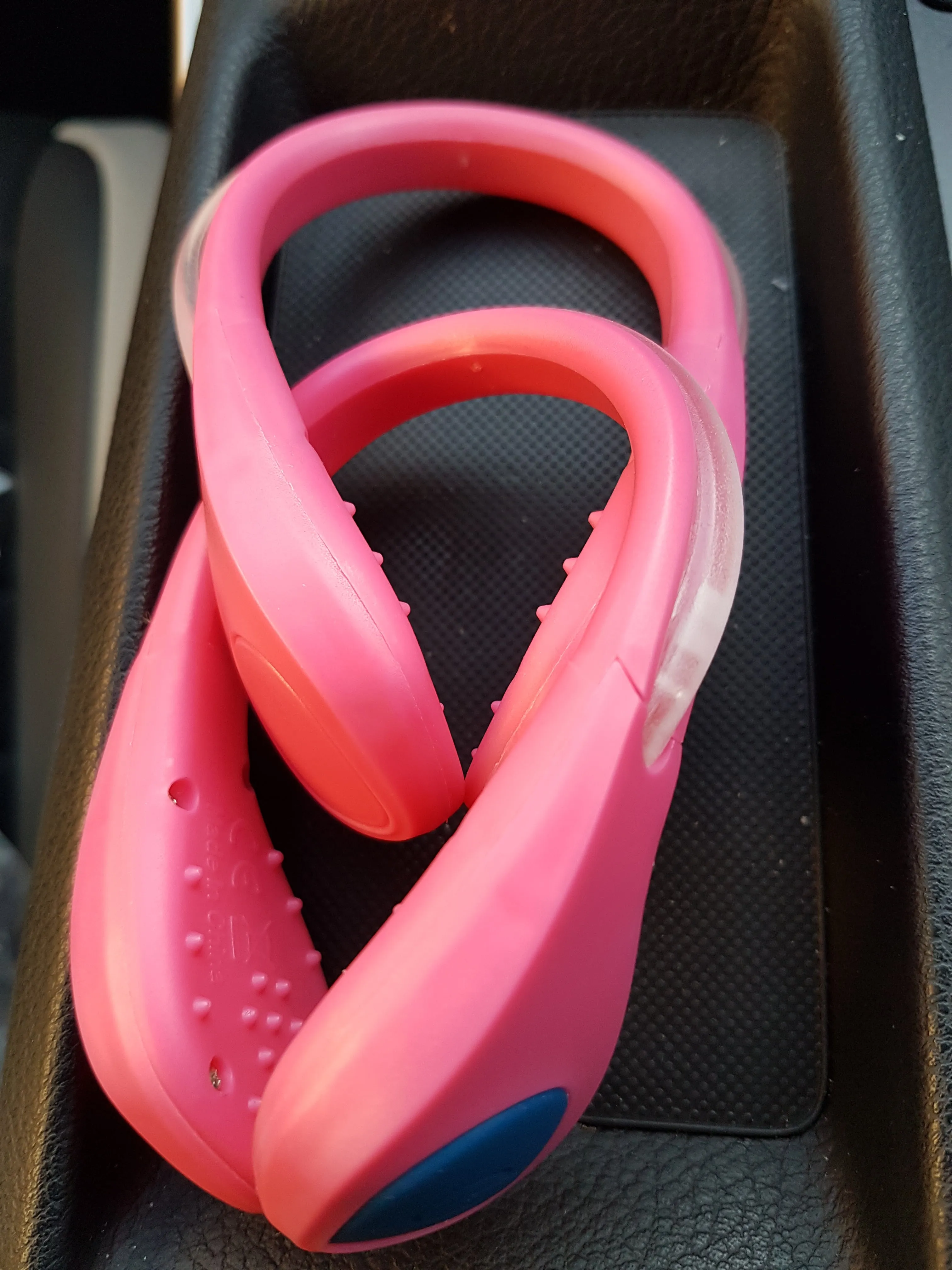 Flashing shoe/ arm clips