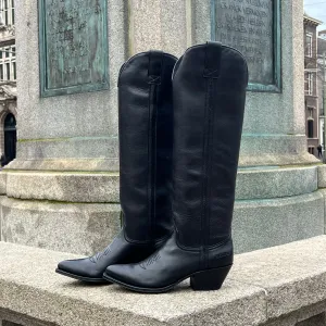 Lia boots high | black