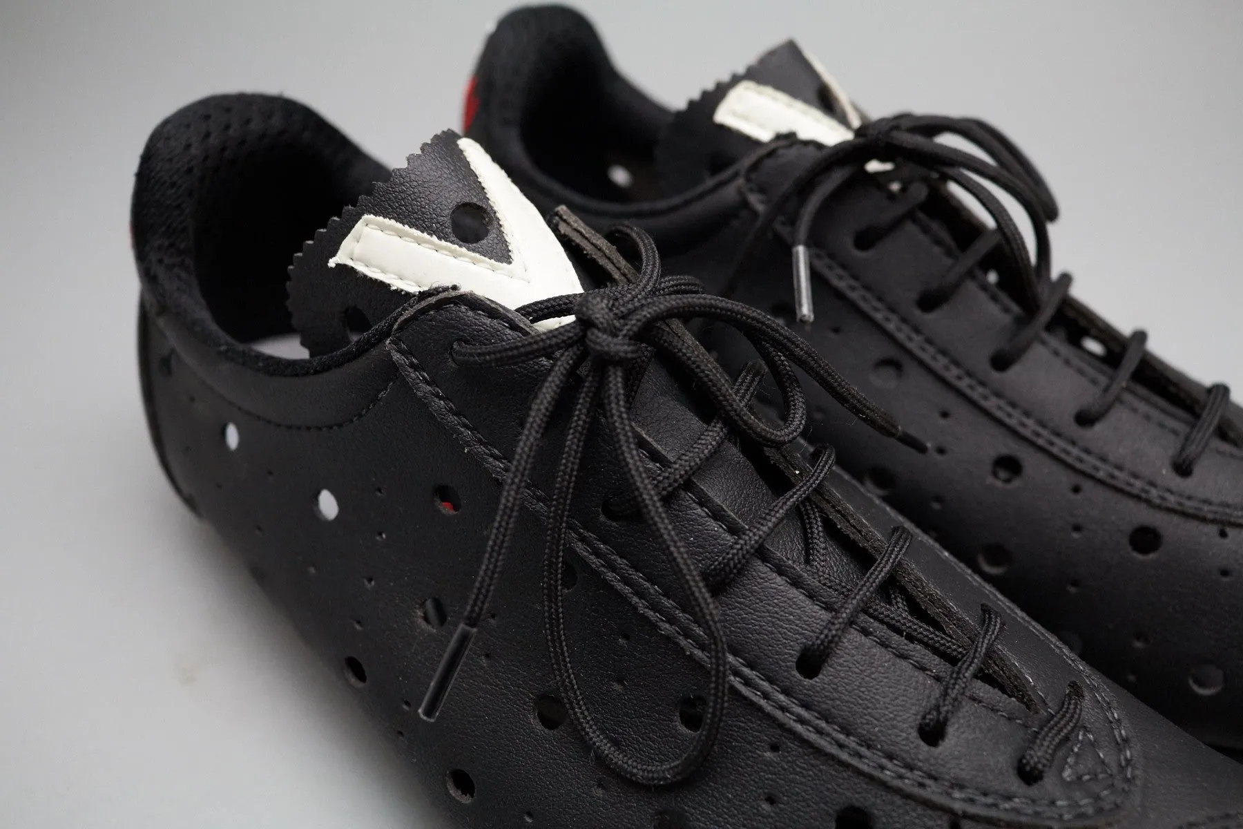 Vittoria 1976 Classic Handmade 3 Hole Retro Cycling Shoes