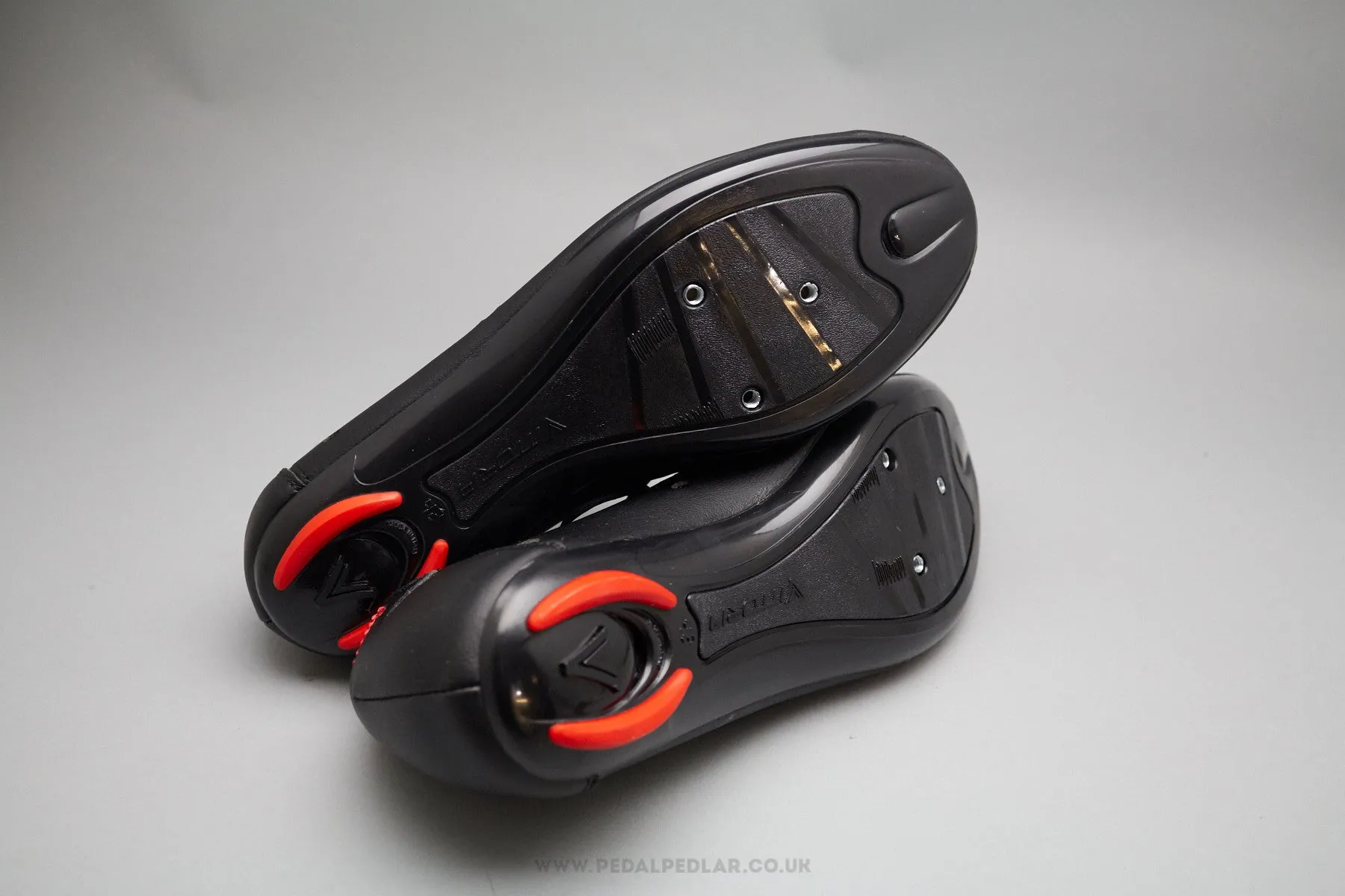Vittoria 1976 Classic Handmade 3 Hole Retro Cycling Shoes